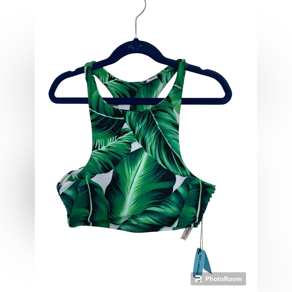 Cupshe green palm print racer back bikini top. Medium